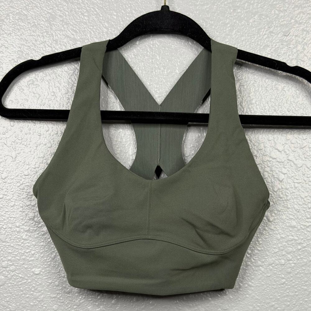 Oysho Women’s Mint Green Sport Bra / Size-Small
